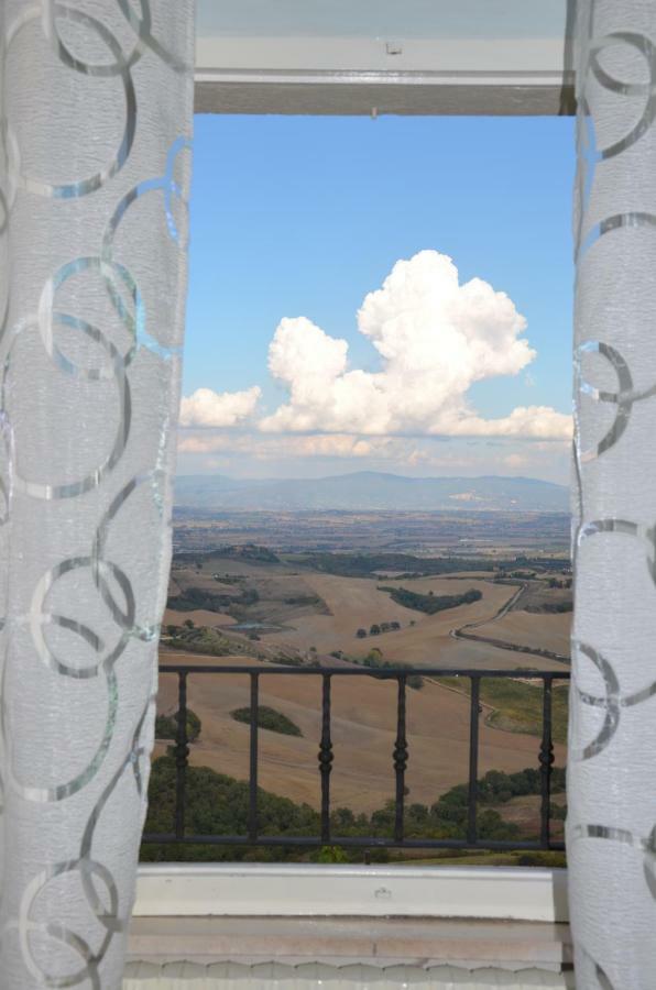 Vila La Fraternita Montefollonico Exteriér fotografie