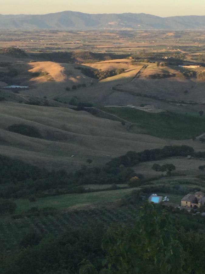 Vila La Fraternita Montefollonico Exteriér fotografie